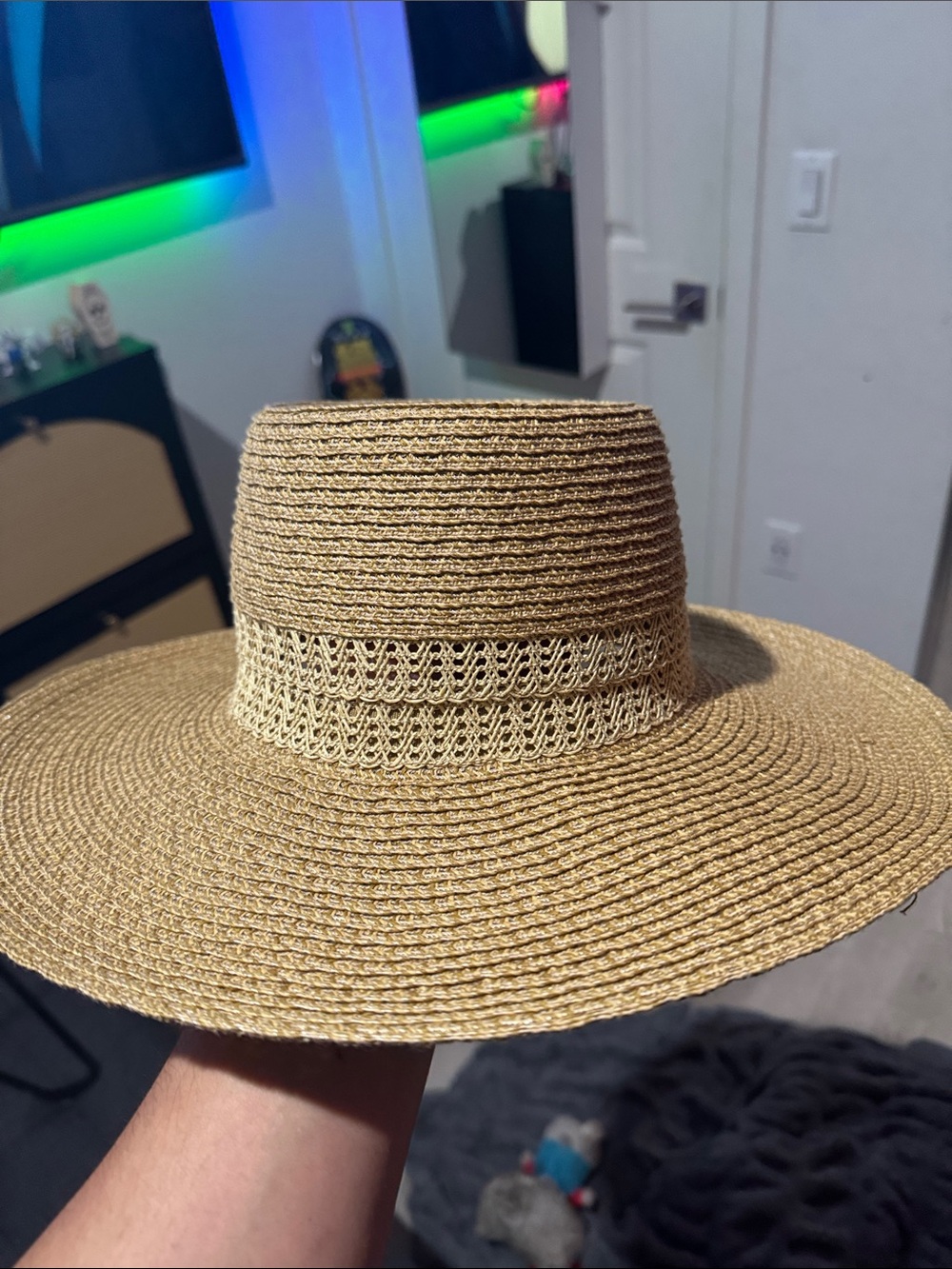 Melrose and Market Tan Straw Wide-Brim Sun Hat with Lace Band